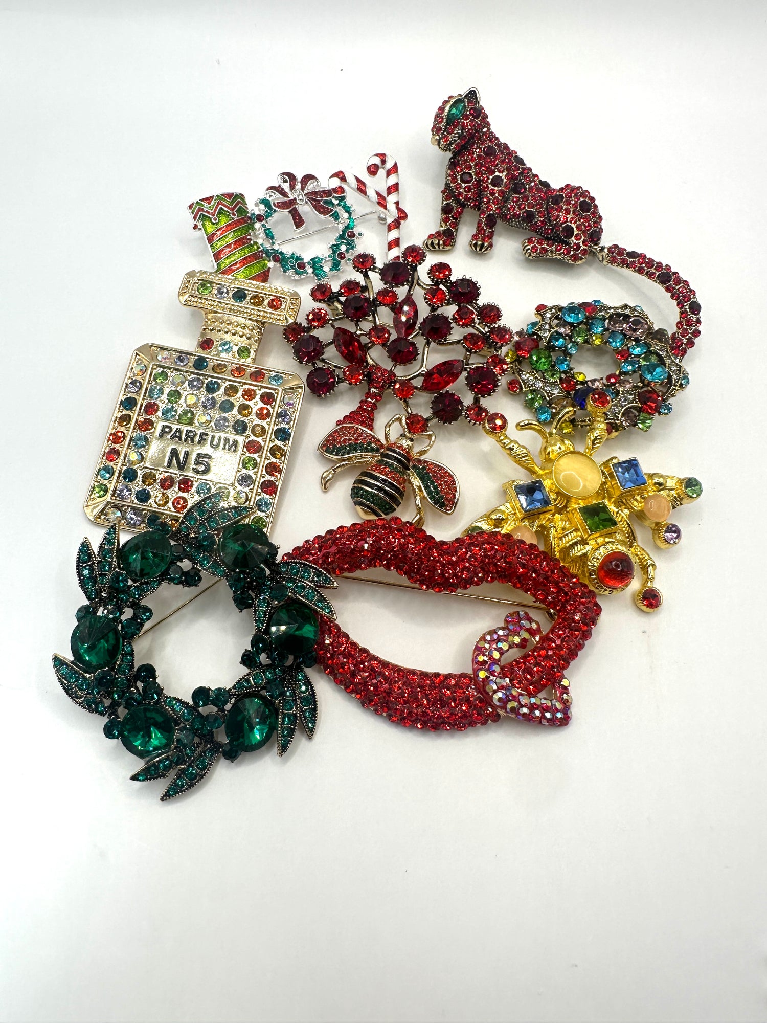 Brooches & Pins