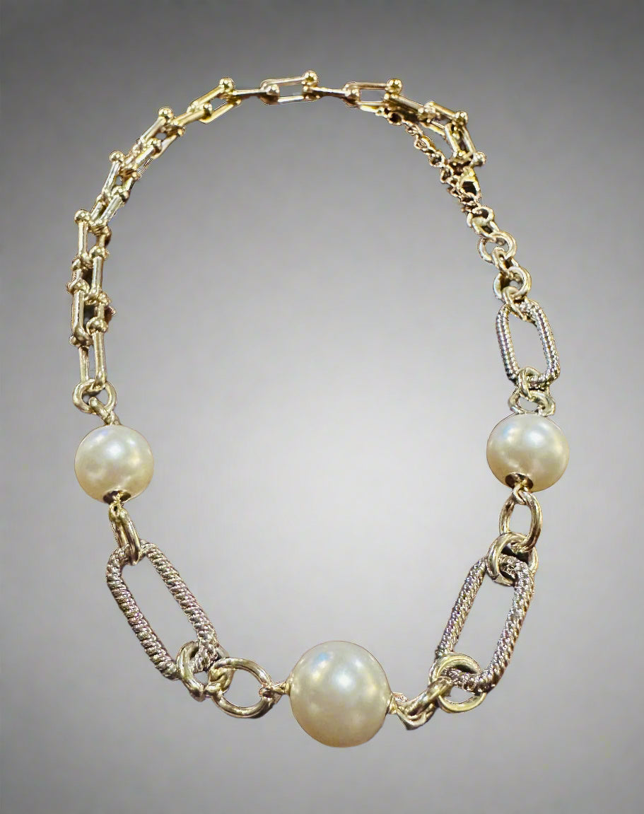 Gold Pearl Link Necklace